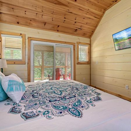 Countryside Comfort By Ghosal Luxury Lodging Sevierville Exterior photo