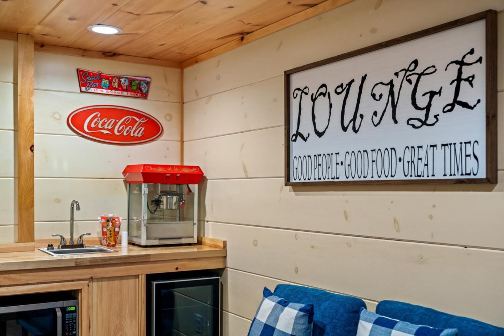 Countryside Comfort By Ghosal Luxury Lodging Sevierville Exterior photo