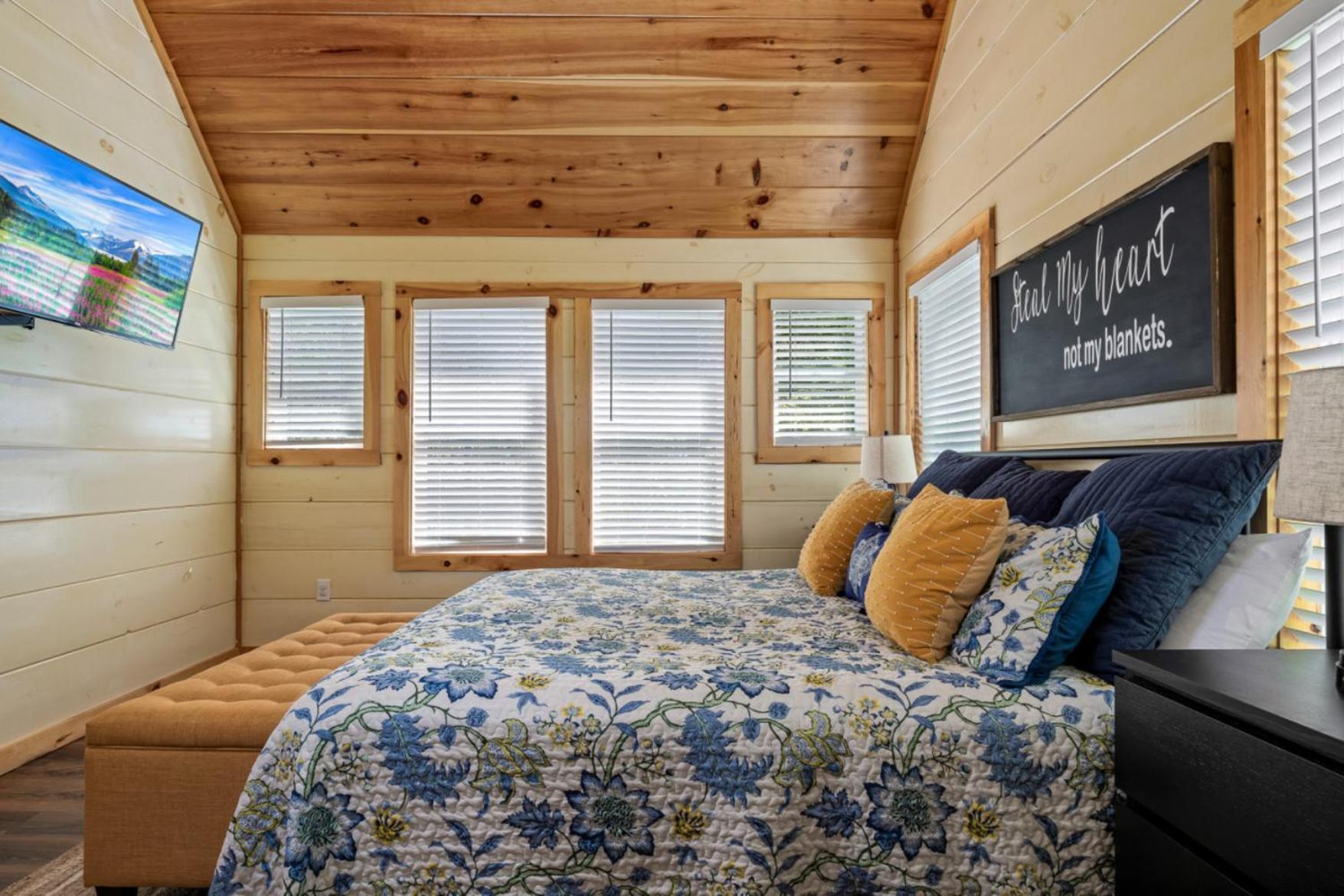 Countryside Comfort By Ghosal Luxury Lodging Sevierville Exterior photo